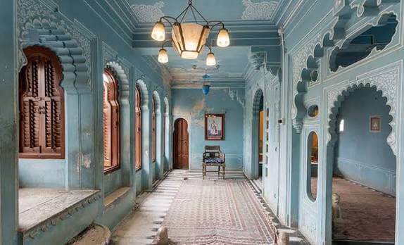 City Palace Udaipur: The Crown of Mewar, Four Centuries in the Making